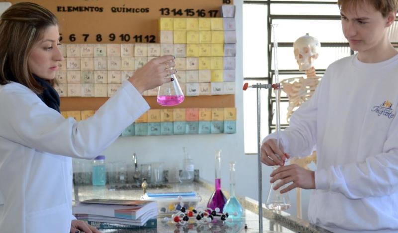 Imi entra para o ranking das melhores notas no Enem